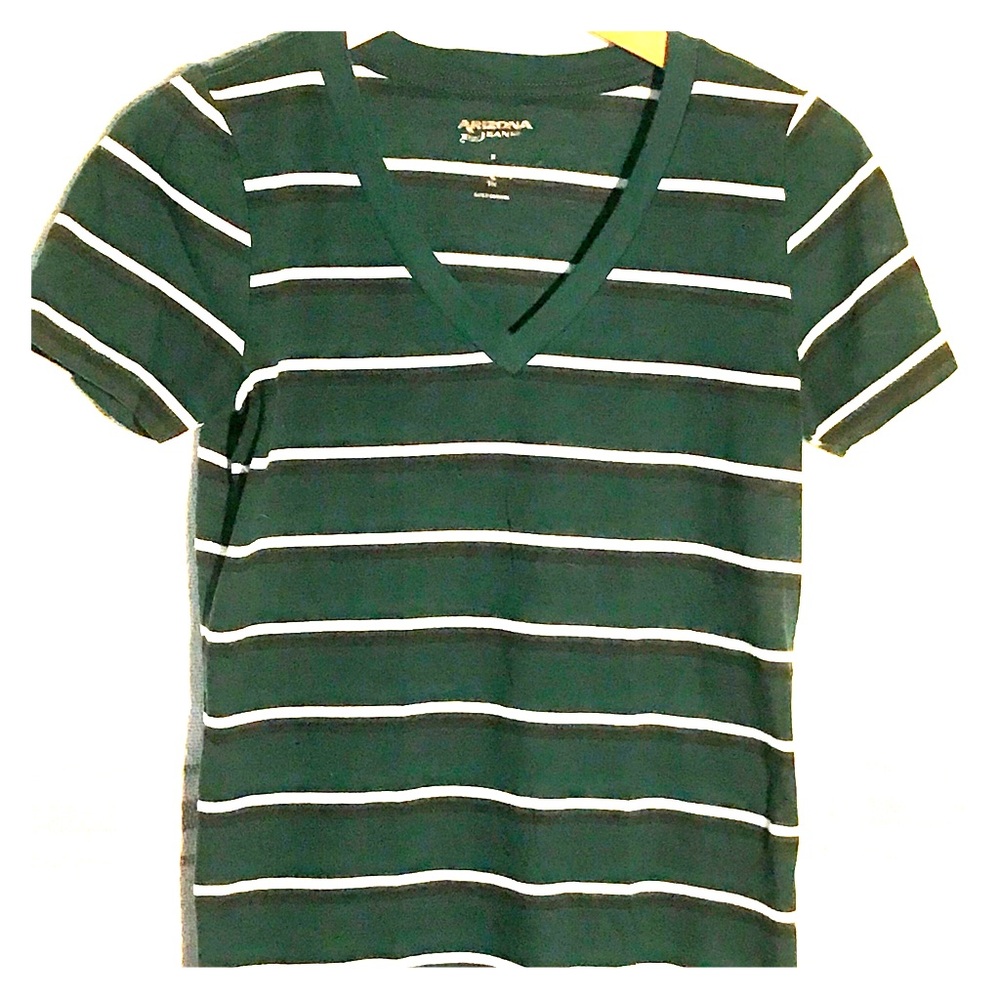 Striped v-neck T-shirt